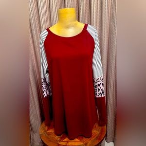 Red and white harhay shirt women’s large